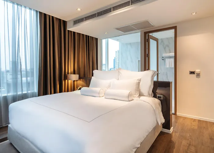 Muu Bangkok, Petits De Luxe Du Monde 5*