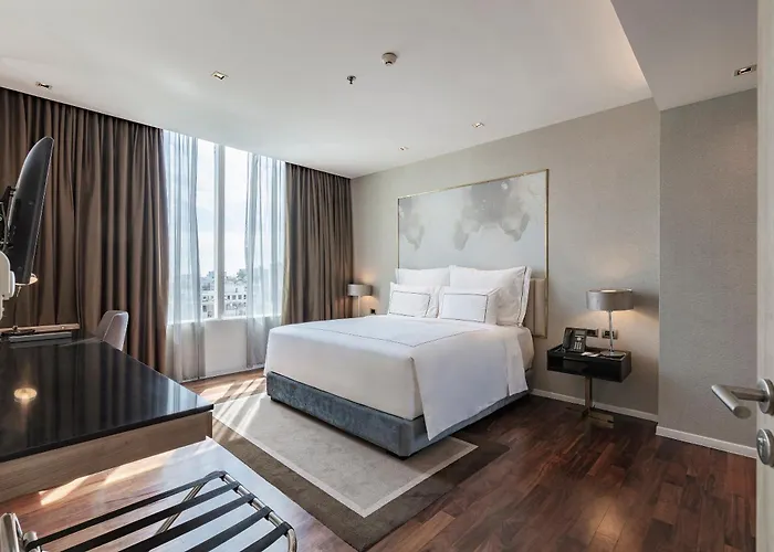 Muu Bangkok, Kleine Luxe De Wereld 5*