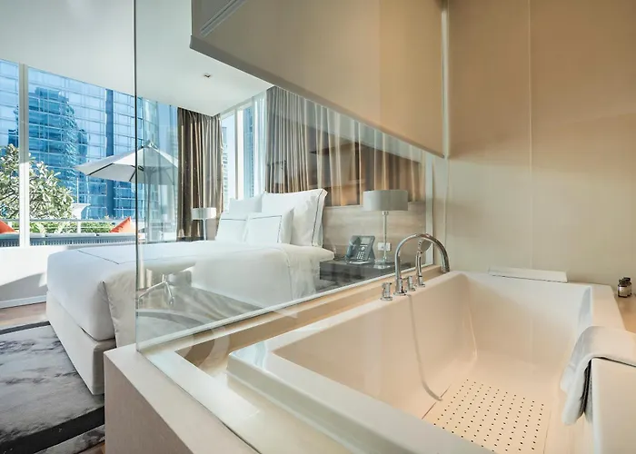 Muu Bangkok, Kleine Luxe De Wereld Bangkok