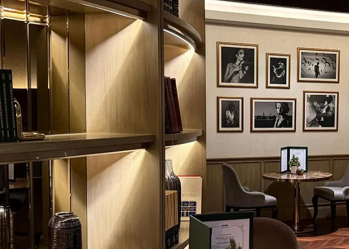 Muu Bangkok, Kleine Luxe De Wereld Hotel Bangkok